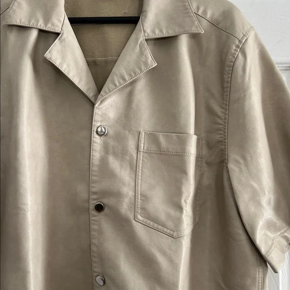 ASOS Design Faux Leather Short Sleeve Boxy Shirt - Beige / Stone - Picture 4 of 10